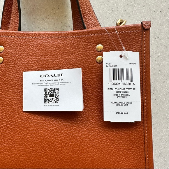 NWT Coach Dempsey Tote Bag 22 in Sunset - Picture 7 of 8